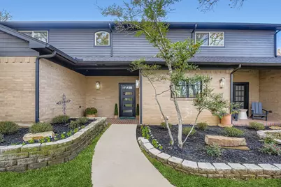 900 Pioneer Circle E, Argyle, TX 76226 - Photo 2