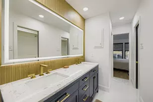 900 Pioneer Cir E, Argyle, TX 76226 - Photo 18