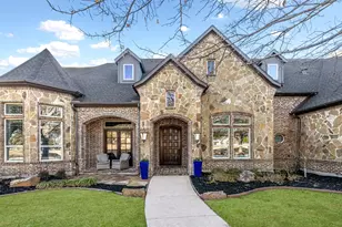 5455 Pebble Creek Dr, Celina, TX 75078 - Photo 4