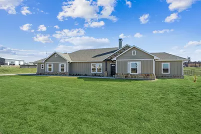 1084 Justin Drive, Springtown, TX 76082 - Photo 2