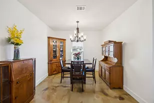 1084 Justin Dr, Springtown, TX 76082 - Photo 10