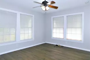 2412 N Carroll Blvd, Denton, TX 76201 - Photo 16