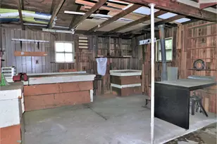 2412 N Carroll Blvd, Denton, TX 76201 - Photo 28