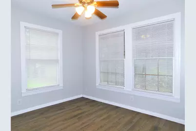 2412 N Carroll Boulevard, Denton, TX 76201 - Photo 18