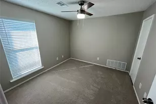 3840 Scarsdale Ln, Dallas, TX 75227 - Photo 18