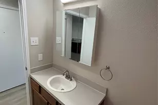 3840 Scarsdale Ln, Dallas, TX 75227 - Photo 12