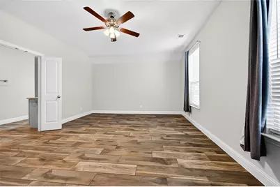 627 N Preston Avenue, Van Alstyne, TX 75495 - Photo 8