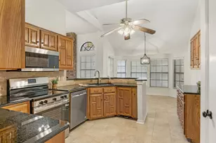 702 Giltin Ct, Arlington, TX 76006 - Photo 14