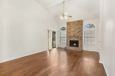 702 Giltin Court, Arlington, TX 76006 - Photo 8