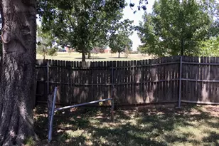 2030 Golf Ct, Denton, TX 76205 - Photo 14