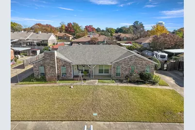 3002 Penny Lane, Euless, TX 76039 - Photo 2