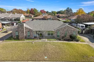 3002 Penny Ln, Euless, TX 76039 - Photo 2