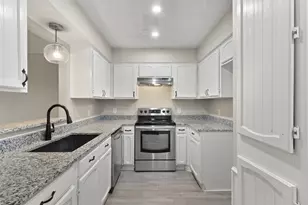 3002 Penny Ln, Euless, TX 76039 - Photo 10