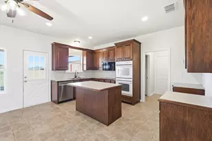 11550 Hill Country Cir, Ponder, TX 76259 - Photo 14