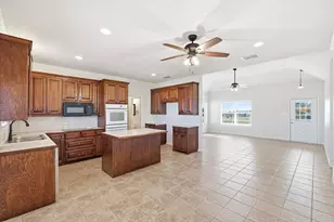 11550 Hill Country Cir, Ponder, TX 76259 - Photo 12