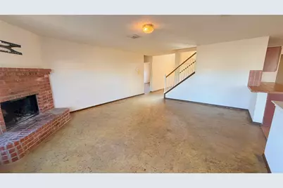 7105 Lake Roberts Way, Arlington, TX 76002 - Photo 6