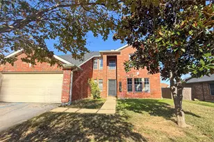 7105 Lake Roberts Way, Arlington, TX 76002 - Photo 1