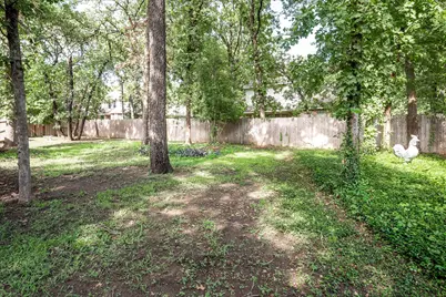 8312 Thorncrest Court, North Richland Hills, TX 76182 - Photo 32