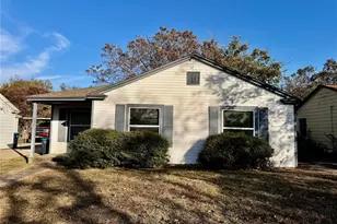 3821 Townsend Dr, Fort Worth, TX 76110 - Photo 2