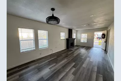 2019 Summer Avenue, Waco, TX 76708 - Photo 4