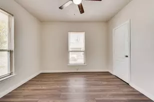 2818 Oakdale St, Dallas, TX 75215 - Photo 8