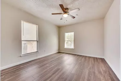 2818 Oakdale Street, Dallas, TX 75215 - Photo 12