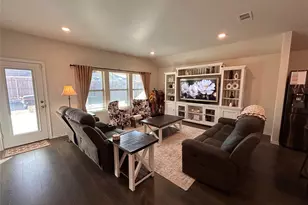 1304 Briar Hl Dr, Denton, TX 76207 - Photo 18