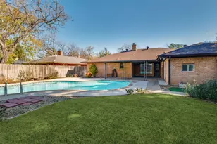 1910 Jamestown Ct, Arlington, TX 76013 - Photo 40