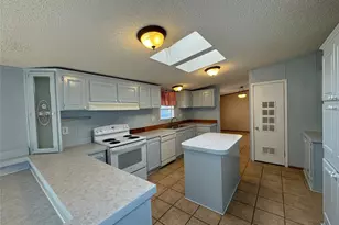 1301 Spring Rd, Ranger, TX 76470 - Photo 20