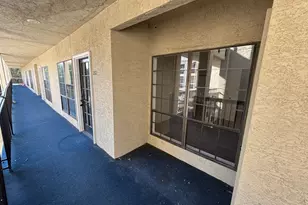 4800 W Lovers Ln, Dallas, TX 75209 - Photo 18