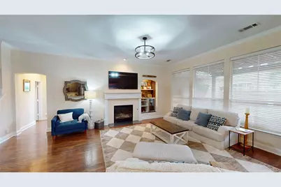 1747 Ivy Lane, Carrollton, TX 75007 - Photo 2