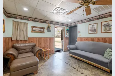 11918 Riek Road, Krum, TX 76249 - Photo 32