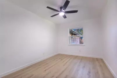 10023 Kirkhaven Drive, Dallas, TX 75238 - Photo 20