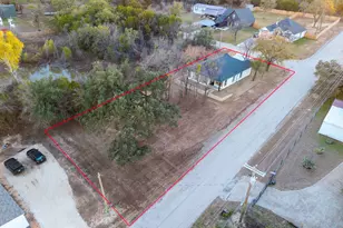 5901 S Lakeside Hills Ct, Granbury, TX 76048 - Photo 34