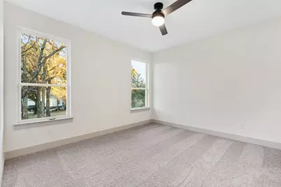 5901 S Lakeside Hills Court, Granbury, TX 76048 - Photo 22