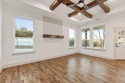 5901 S Lakeside Hills Court, Granbury, TX 76048 - Photo 14