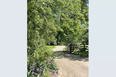 11217 Foutch Road, Pilot Point, TX 76258 - Photo 16