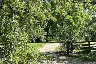 11217 Foutch Rd, Pilot Point, TX 76258 - Photo 16