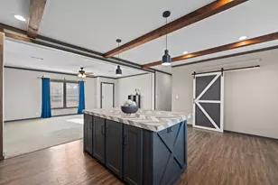 10217 County Rd 418, Grandview, TX 76050 - Photo 16