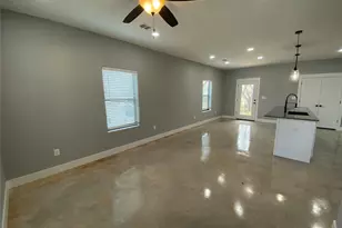 1004 W Hanna St, Denison, TX 75020 - Photo 4