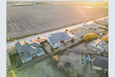 949 W Sunset Boulevard, Celina, TX 75009 - Photo 36