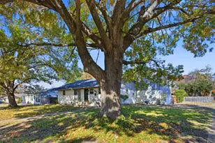 531 Summit Dr, Richardson, TX 75081 - Photo 1