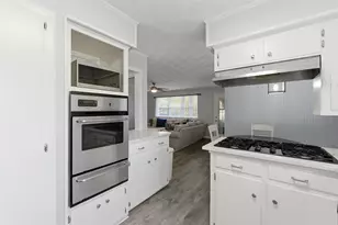 531 Summit Dr, Richardson, TX 75081 - Photo 10