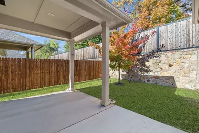 8617 Keeneland Drive, Fort Worth, TX 76120 - Photo 24