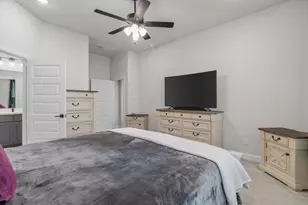 8617 Keeneland Dr, Fort Worth, TX 76120 - Photo 16