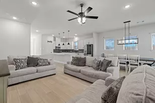 8617 Keeneland Dr, Fort Worth, TX 76120 - Photo 8