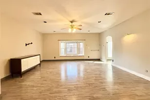 2301 Mapleleaf Ln, Flower Mound, TX 75028 - Photo 6