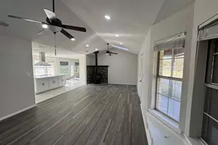 529 Morris Ln, Greenville, TX 75402 - Photo 8