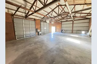 529 Morris Lane, Greenville, TX 75402 - Photo 40