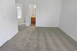 1307 Lynnwood Dr, Cleburne, TX 76033 - Photo 4